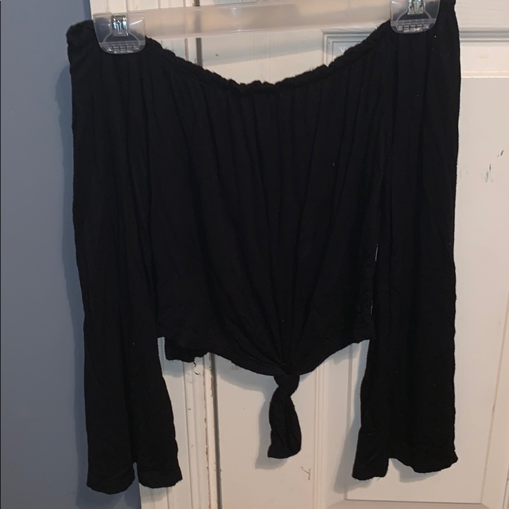 PacSun off the shoulder cropped shirt